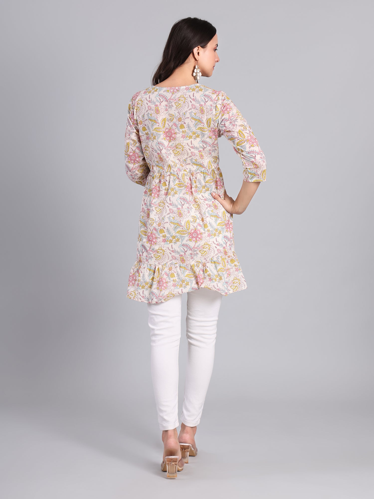 Floral Elegance – The Perfect Blend of Comfort and Style Women's Kurti - Monterowindia