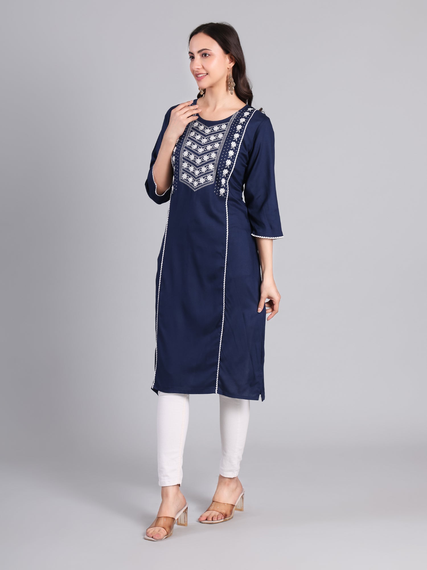 Elegant Simplicity – A Stunning Blend of Tradition and Comfort" Women's Kurti - Monterowindia